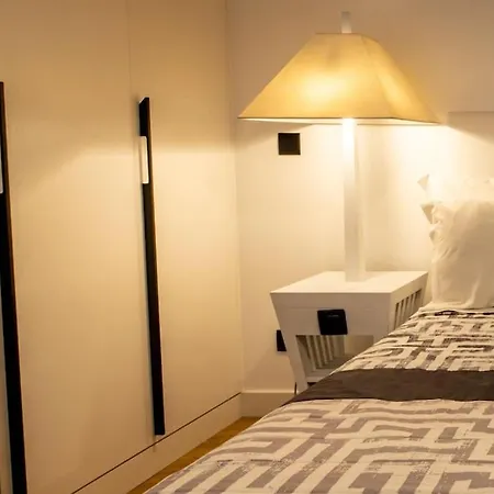 Διαμέρισμα Penthouse T1 Saint Lucas Φουνκάλ