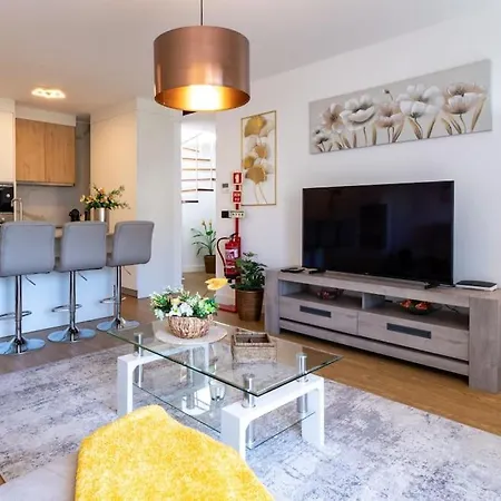 Penthouse T1 Saint Lucas شقة